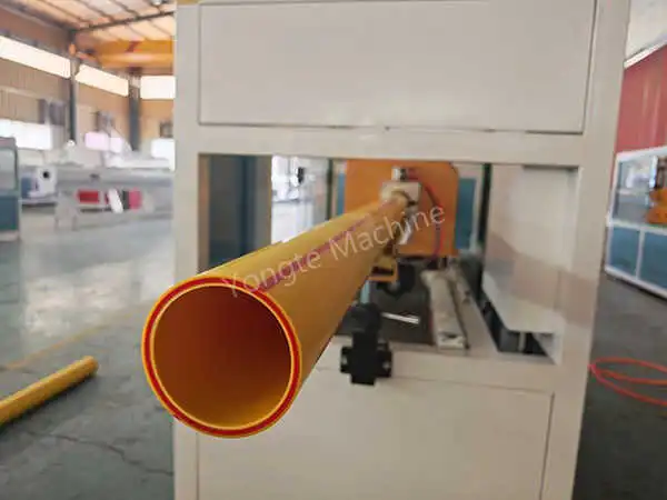 Algerien 75-125 mm Dreischicht-PPR-Rohr-Coextrusionslinie