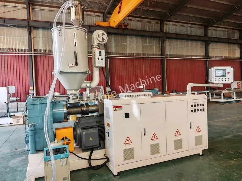 Hocheffizienter SJ120/33-Extruder für die Kunststoffplattenproduktion eines chinesischen Kunden