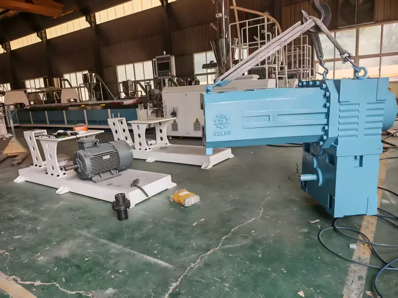WPC profile machine in production