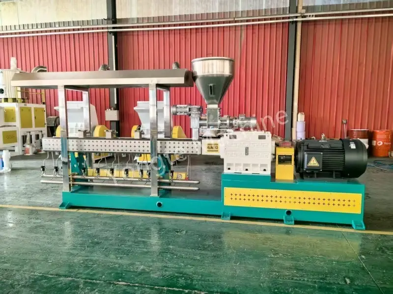 PET-Recycling-Extruder an chinesischen Kunden verkauft
